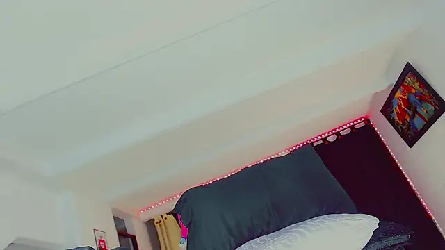 candy kendall online show from 20, 12, 2025