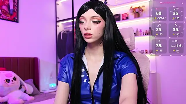 HolliWould  online show from 2, 4, 2026