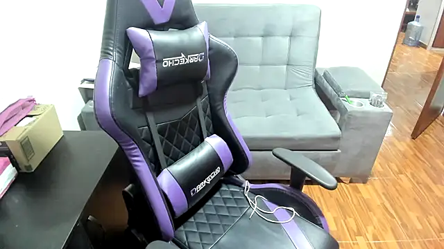 LuisaReyes 2911 online show from 26, 1, 2025