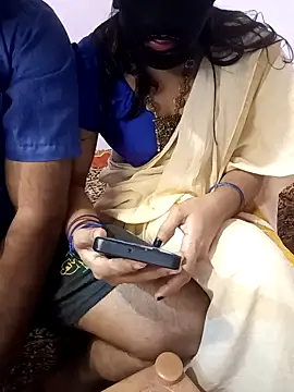 Mallu-Gayathri Arun online show from 5, 2, 2025