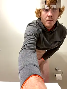 Snapshot of hottestcouplevaa chatting on 1, 12, 2024 hottestcouplevaa online show from 1, 12, 2024