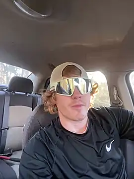 Snapshot of hottestcouplevaa chatting on 8, 1, 2025 hottestcouplevaa online show from 8, 1, 2025