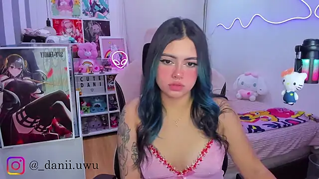 CuteDani  online show from 14, 1, 2026