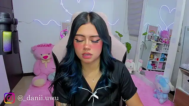 CuteDani  online show from 12, 3, 2026