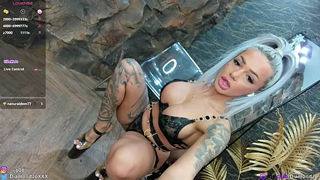 DiamondJo  online show from 9, 4, 2026