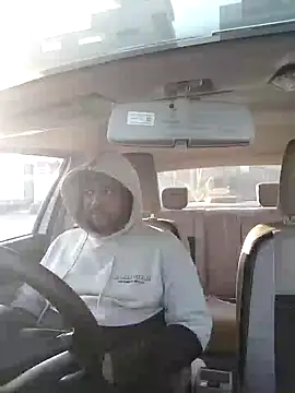 Dick 6inches online show from 24, 1, 2025