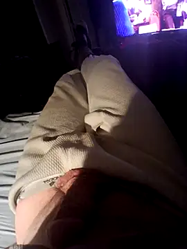 Snapshot of hungandhard87 chatting on 14, 3, 2026 hungandhard87 online show from 14, 3, 2026