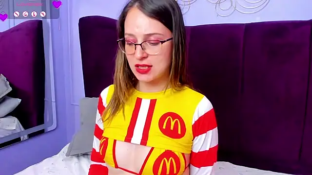 AmbeerWood  online show from 9, 3, 2025