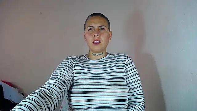 Yessi rousse online show from 14, 12, 2024