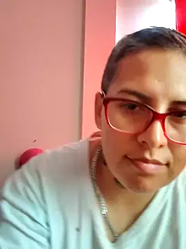 Yessi rousse online show from 14, 2, 2025