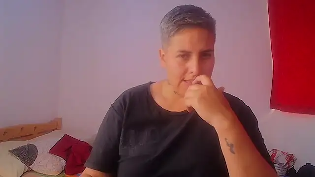 Yessi rousse online show from 6, 10, 2025