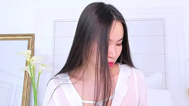 Snapshot of NaomiYuu chatting on 7, 2, 2025 NaomiYuu online show from 7, 2, 2025