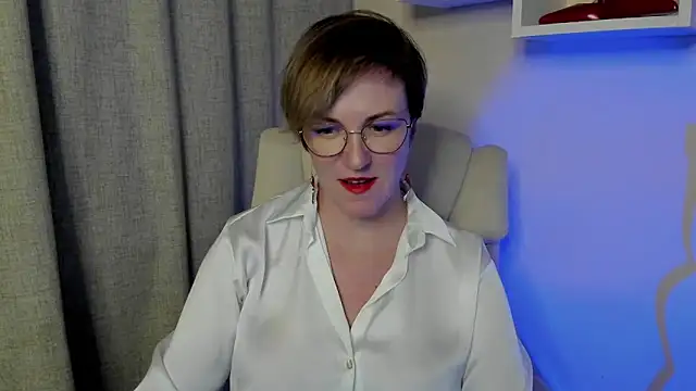 Snapshot of feliziaDesire chatting on 22, 6, 2026 feliziaDesire online show from 22, 6, 2026