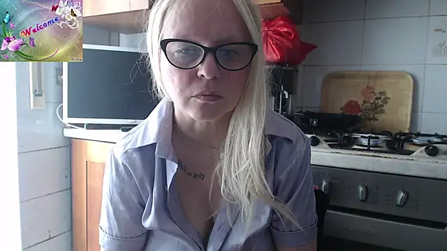 martachatte online show from 2, 11, 2025