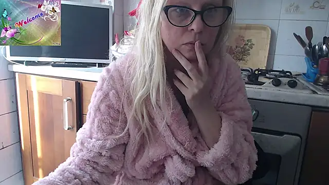 martachatte online show from 1, 12, 2025