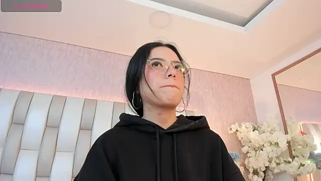 Rebeca jones online show from 18, 2, 2025