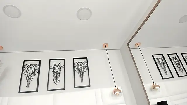 Rebeca jones online show from 7, 10, 2025