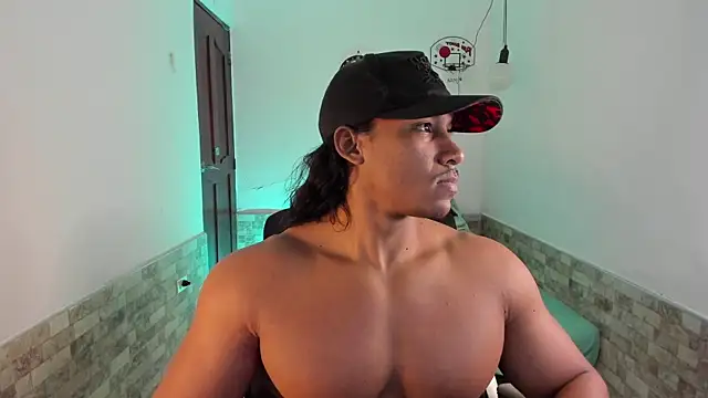 Snapshot of Carl_Smithh chatting on 14, 12, 2025 Carl Smithh online show from 14, 12, 2025