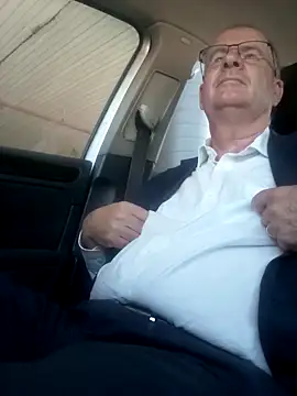 stiffandlubedxh online show from 24, 2, 2025