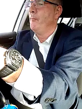 stiffandlubedxh online show from 6, 3, 2025