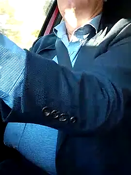 stiffandlubedxh online show from 8, 10, 2025