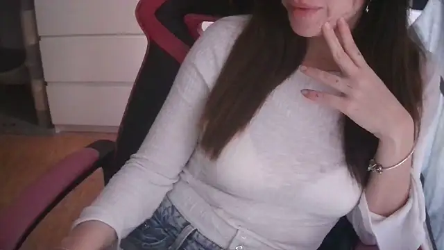 LunaGuerraxx online show from 11, 3, 2026