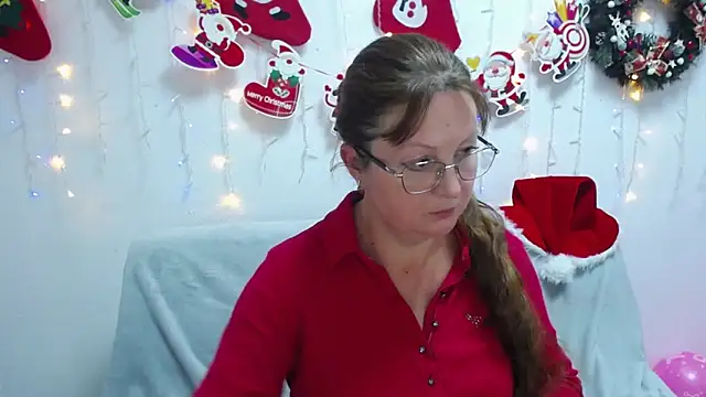 Snapshot of VanessaHotts chatting on 17, 12, 2024 VanessaHotts online show from 17, 12, 2024