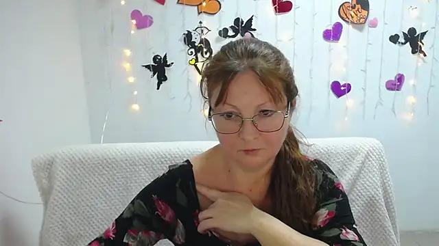 Snapshot of VanessaHotts chatting on 3, 3, 2025 VanessaHotts online show from 3, 3, 2025