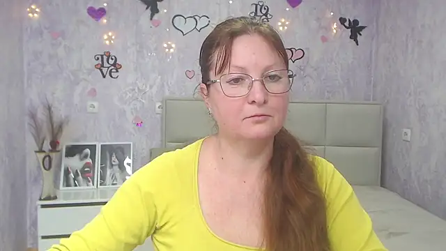 Snapshot of VanessaHotts chatting on 7, 3, 2025 VanessaHotts online show from 7, 3, 2025