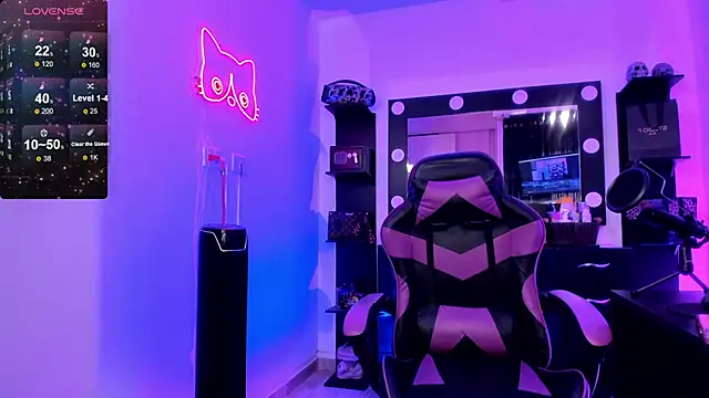 miss kitty online show from 14, 3, 2026