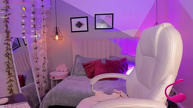 Snapshot of maggietime chatting on 15, 12, 2025 maggietime online show from 15, 12, 2025