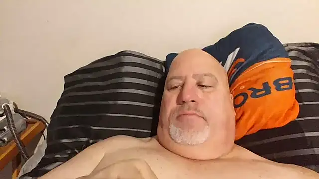 Snapshot of Bigbear0563 chatting on 6, 2, 2025 Bigbear0563 online show from 6, 2, 2025