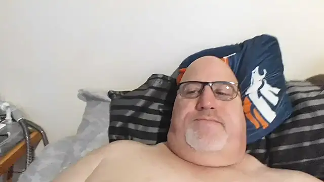 Snapshot of Bigbear0563 chatting on 13, 2, 2025 Bigbear0563 online show from 13, 2, 2025