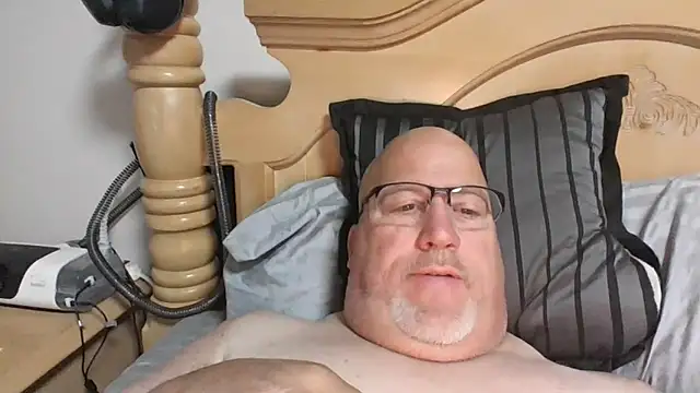 Snapshot of Bigbear0563 chatting on 13, 10, 2025 Bigbear0563 online show from 13, 10, 2025