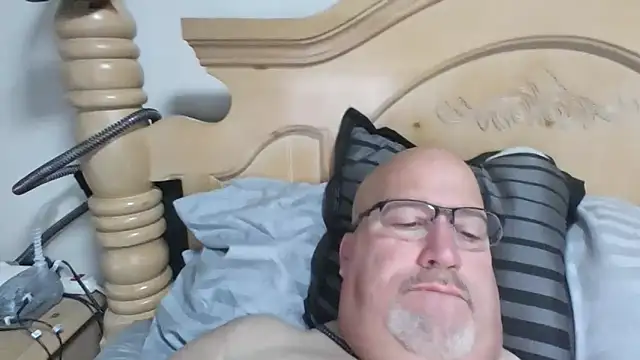 Snapshot of Bigbear0563 chatting on 4, 11, 2025 Bigbear0563 online show from 4, 11, 2025