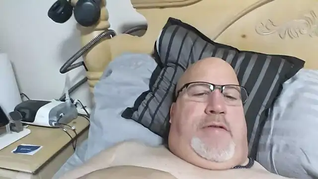 Snapshot of Bigbear0563 chatting on 20, 11, 2025 Bigbear0563 online show from 20, 11, 2025