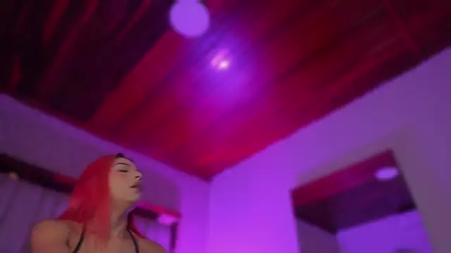 Emmily Savage online show from 14, 3, 2026