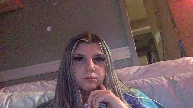 Snapshot of candycane57 chatting on 10, 11, 2025 candycane57 online show from 10, 11, 2025