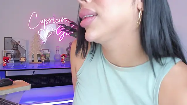 Snapshot of Korina_Saenz01 chatting on 5, 12, 2025 Korina Saenz01 online show from 5, 12, 2025