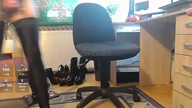 Snapshot of SissyLunaCD chatting on 27, 1, 2025 SissyLunaCD online show from 27, 1, 2025