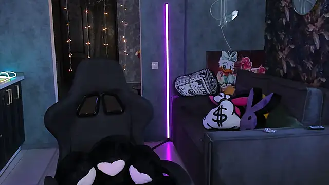 Blckmirrorr online show from 29, 4, 2026