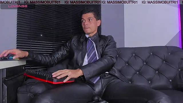 massimo g online show from 15, 4, 2026