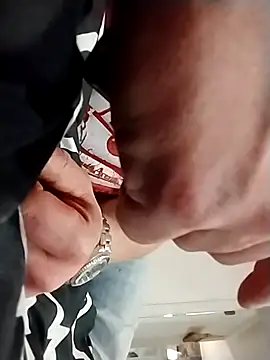 JRock69nKzoo online show from 6, 1, 2026