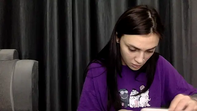 Snapshot of Klementina_Aries chatting on 15, 3, 2025 Klementina Aries online show from 15, 3, 2025