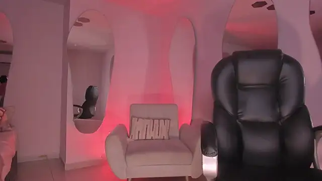 MileyCruz  online show from 12, 3, 2025