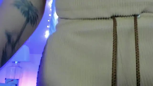 Snapshot of LucianaCarter chatting on 7, 1, 2025 LucianaCarter online show from 7, 1, 2025