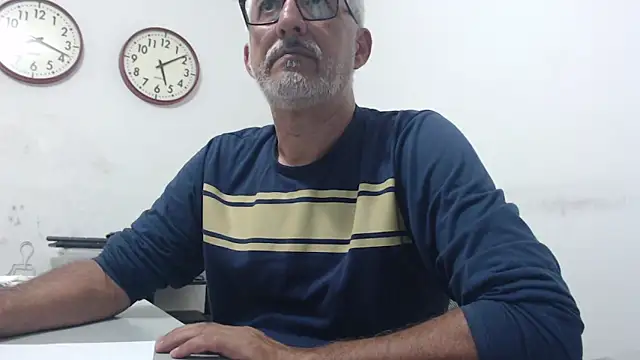 Snapshot of cenizo10124 chatting on 6, 12, 2024 cenizo10124 online show from 6, 12, 2024