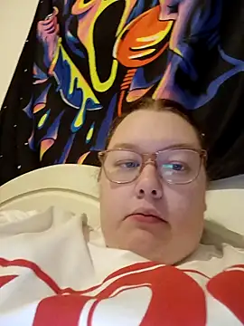 Snapshot of Sexycurvyemilyy chatting on 21, 11, 2025 Sexycurvyemilyy online show from 21, 11, 2025