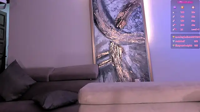 SophiePalmer online show from 6, 3, 2025