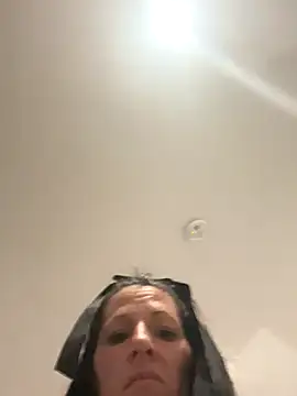 DominiqueX0 online show from 17, 10, 2025